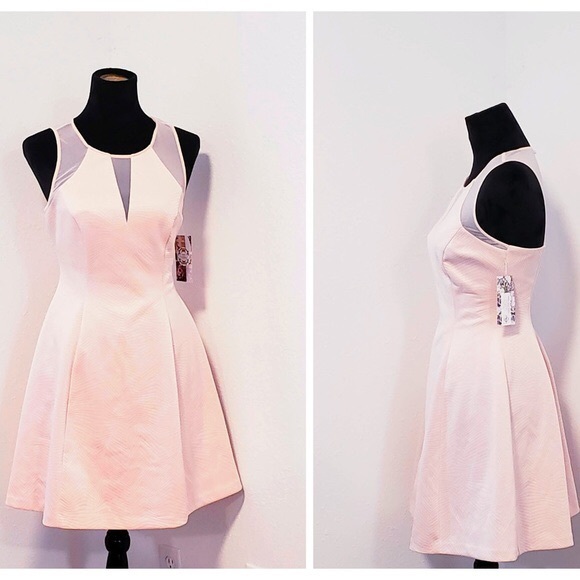 Guess Dresses & Skirts - Guess embossed faux leather blush scuba dress